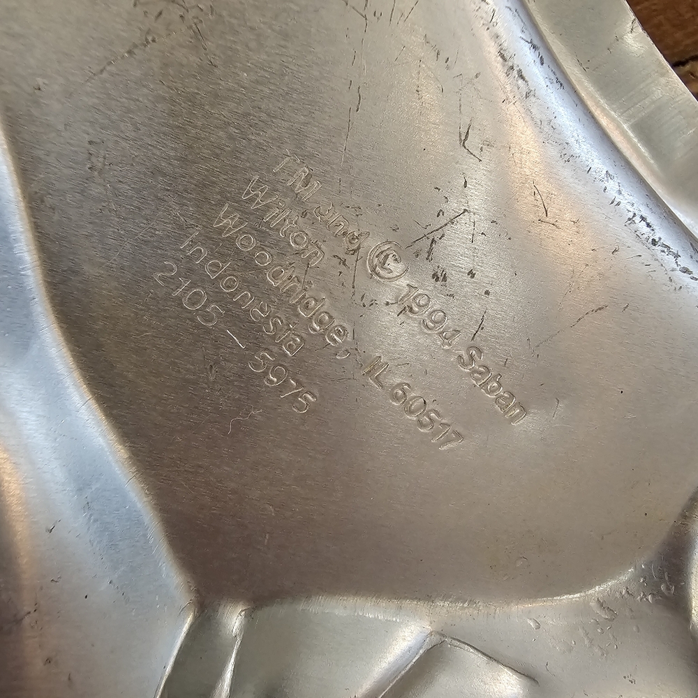 Vintage '94 Wilton x Saban "Mighty Morphin Power Rangers" aluminum cake pan - Picture 2 of 8